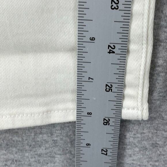 Rock & Republic Jeans Womens 16M Plus White Distressed Boyfriend Relaxed Fit NEW - Picture 10 of 12